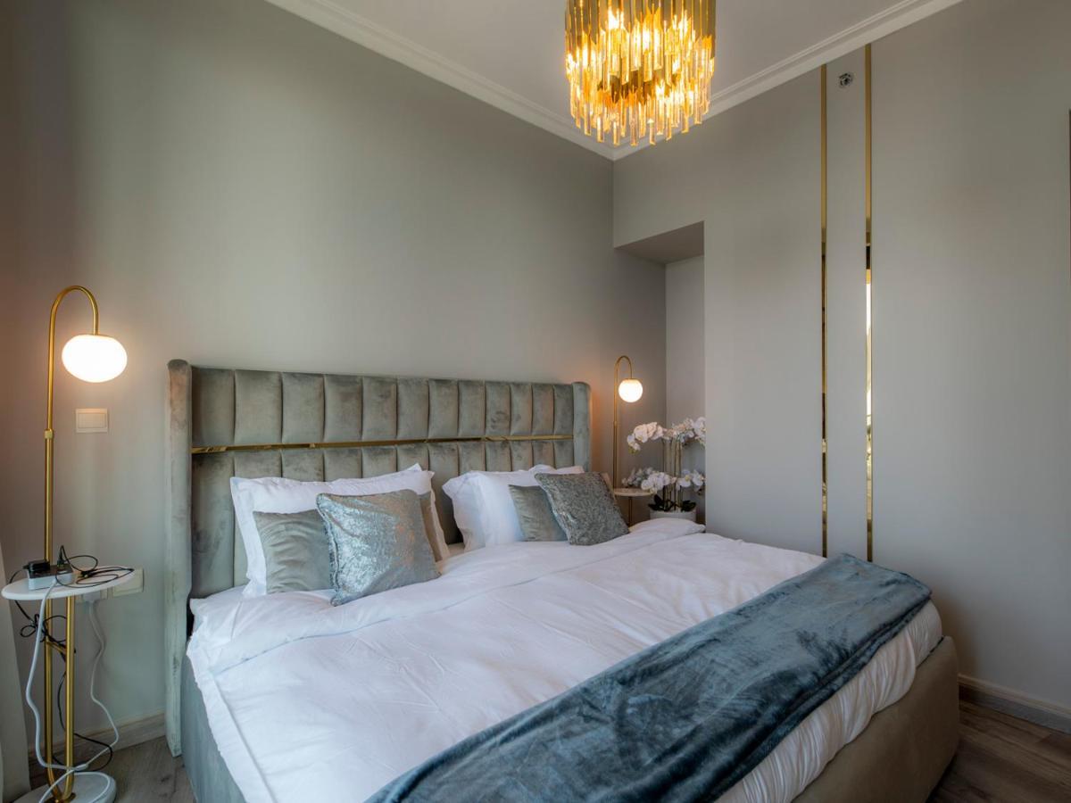 First Class 2br With Full Skyline & Sea View Апартаменти