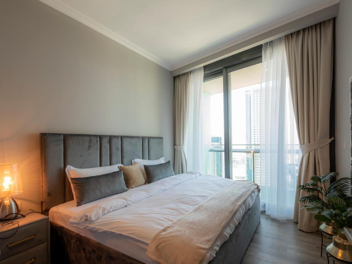 Апартаменти First Class 2br With Full Skyline & Sea View