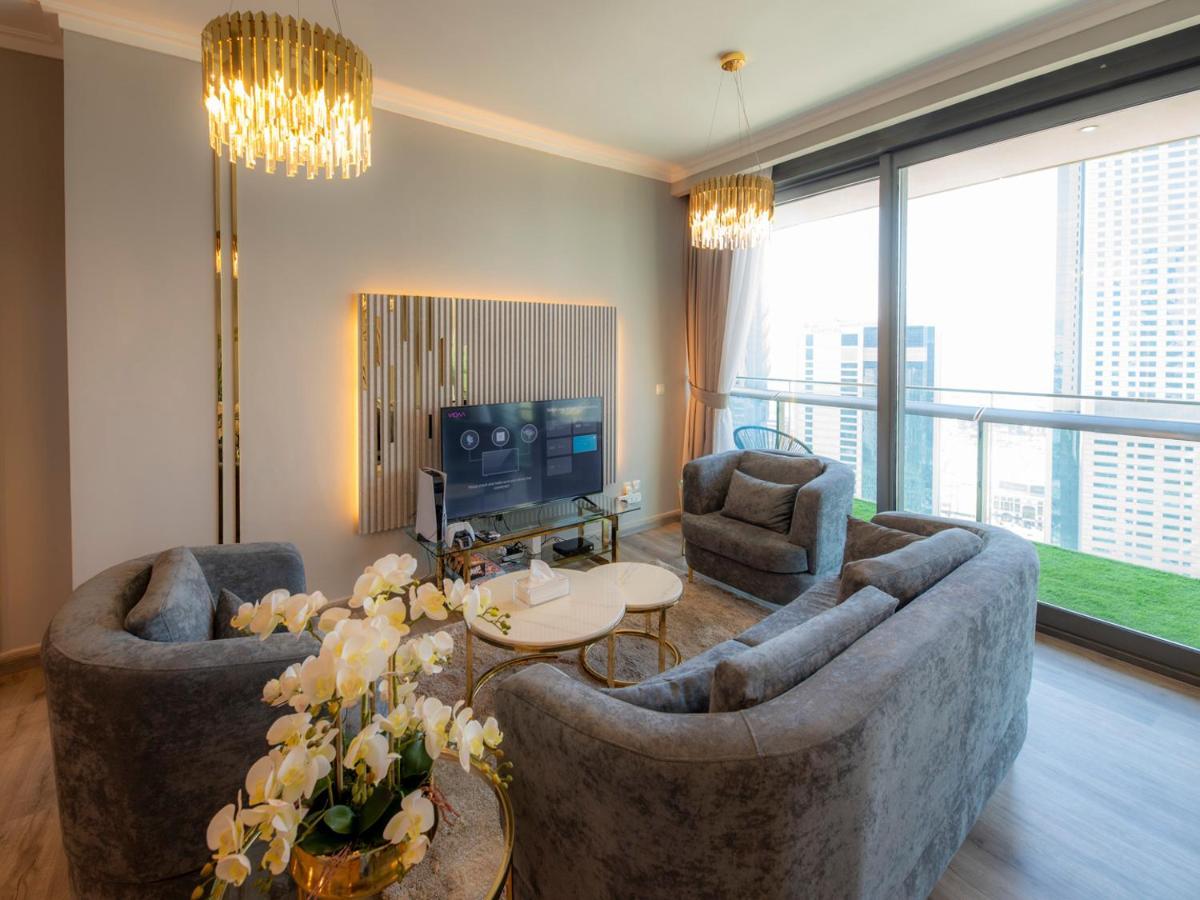 First Class 2br With Full Skyline & Sea View Дубай