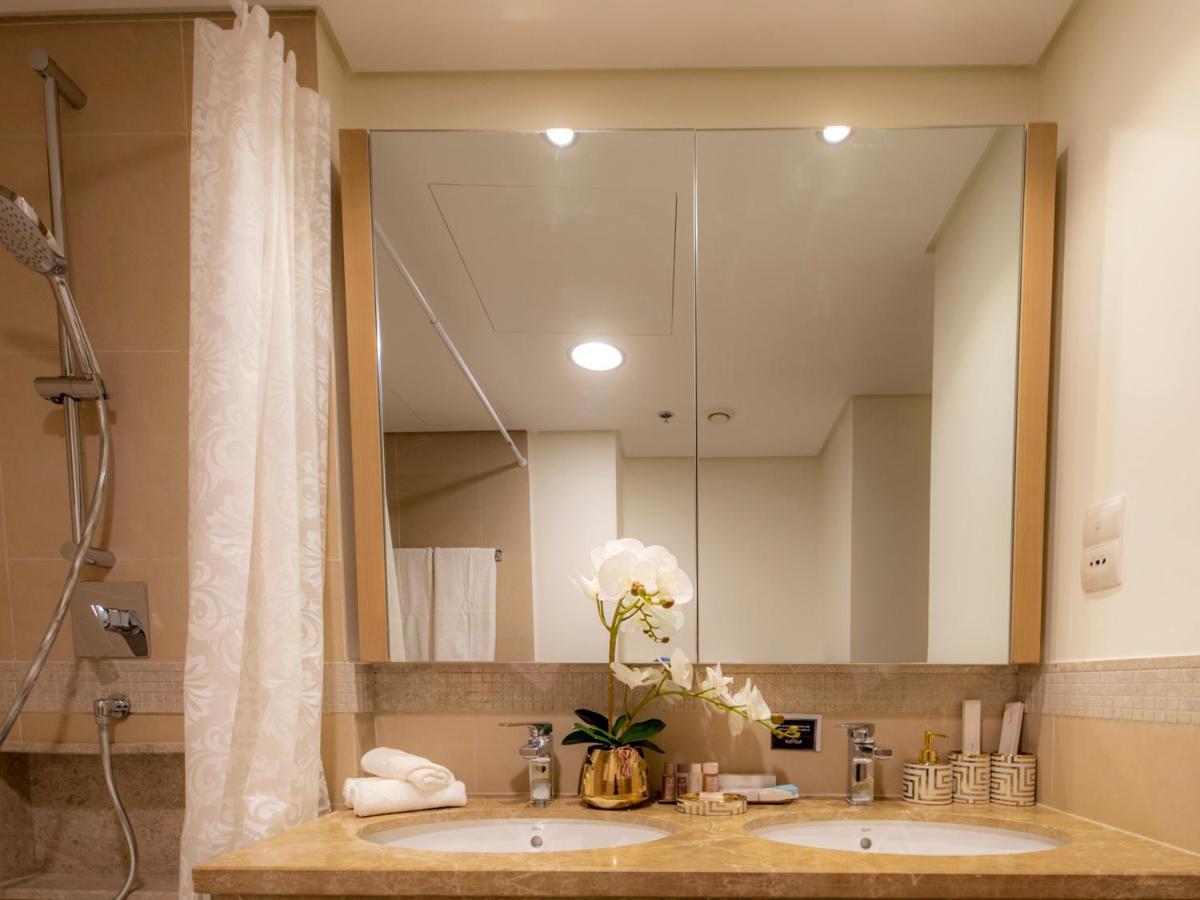 First Class 2br With Full Skyline & Sea View * Dubaï